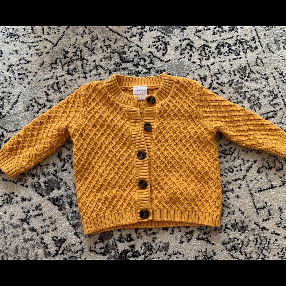 Hanna Andersson mustard sweater